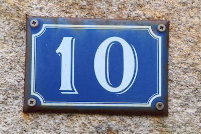 "10" house number plate